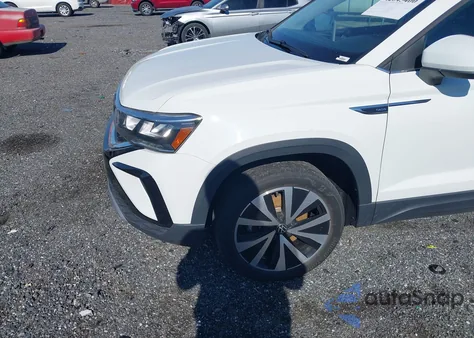 2022 Volkswagen Taos 1.5T Se z USA, uszkodzony, nr VIN 3VVRX7B29NM069379